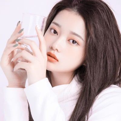 2025女生头像简单气质