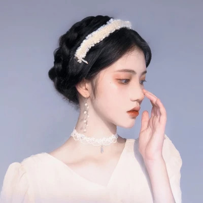 2025简单气质的女生头像