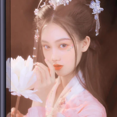 2025简单气质的女生头像