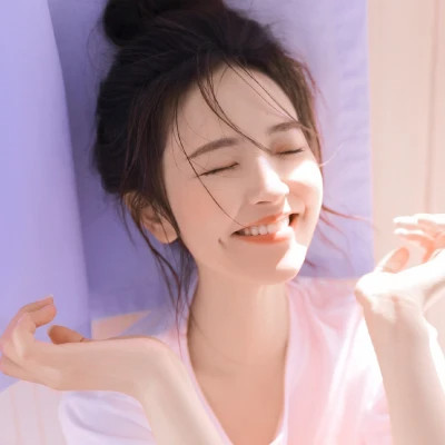 2025简单气质的女生头像