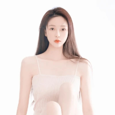 2025简单气质的女生头像