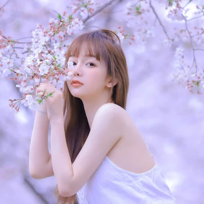 头像图片大全简单干净女