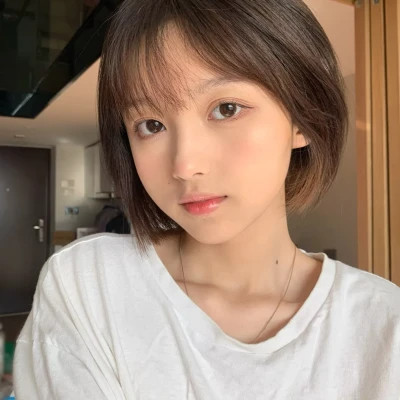 头像图片大全唯美简单女
