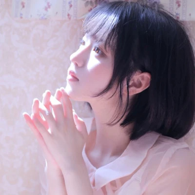 头像图片大全唯美简单女