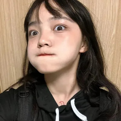 清新素雅简单女头像图片