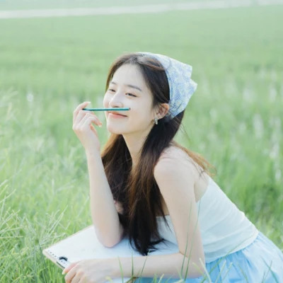 气质干净女生头像图片