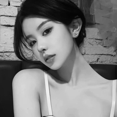 气质干净女生头像图片