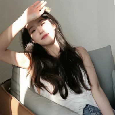 气质干净女生头像图片