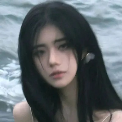 气质干净女生头像图片