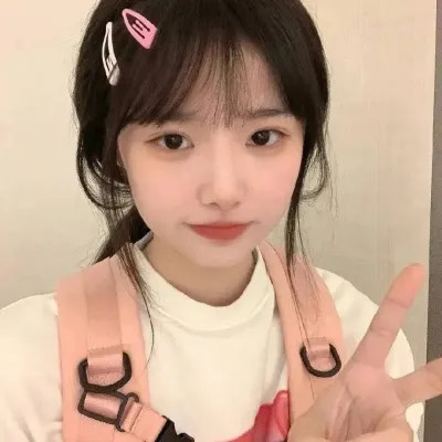 气质干净女生头像图片