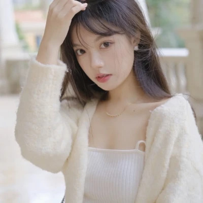 气质干净女生头像图片