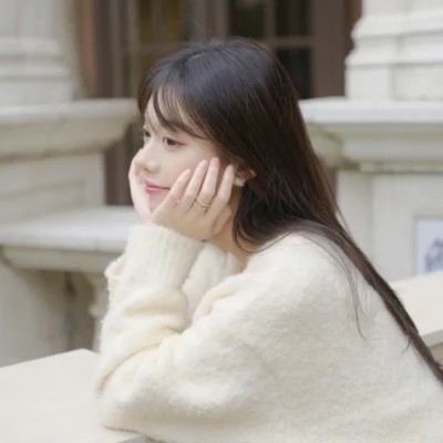 气质干净女生头像图片