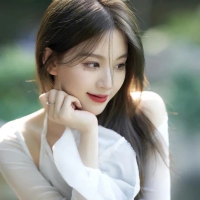 气质干净女生头像图片
