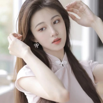 气质干净女生头像图片
