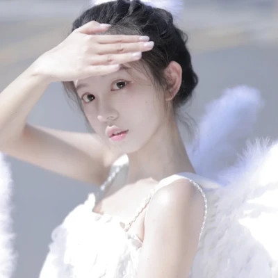 气质干净女生头像图片