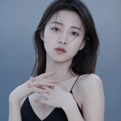 气质干净女生头像图片