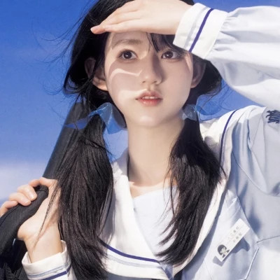 气质干净女生头像图片