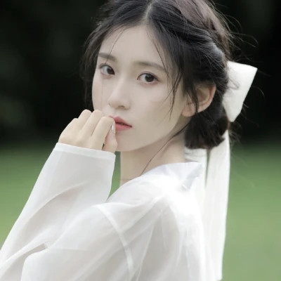 气质干净女生头像图片