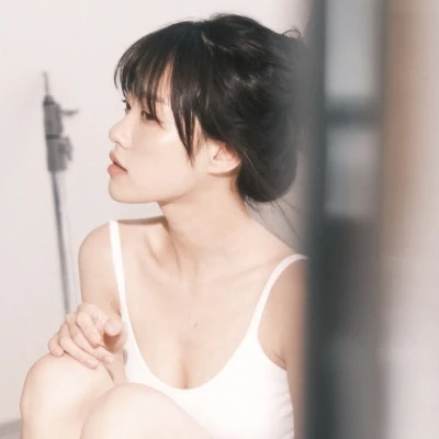 治愈初恋系干净女生头像