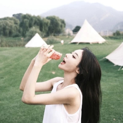 特别干净高清好看的女生头像