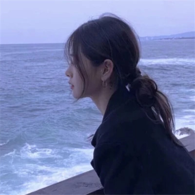 特别干净高清好看的女生头像