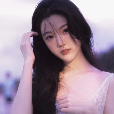女性知性的图片头像