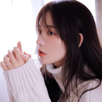 女性知性的图片头像