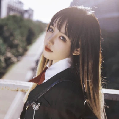 女性知性的图片头像
