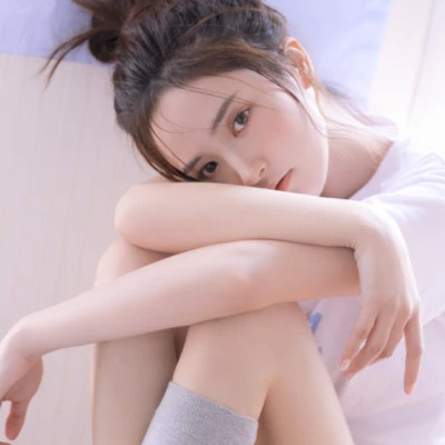微信头像女生清新知性图片