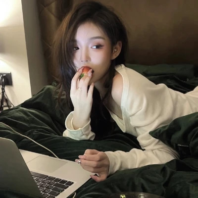 知性优雅成熟女生头像