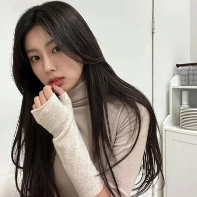 知性美美的成熟女人头像