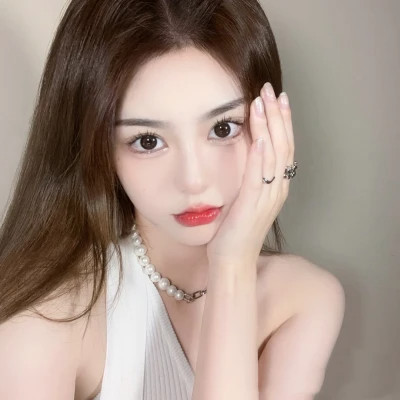 微信优雅知性女生头像