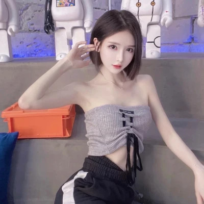 微信优雅知性女生头像