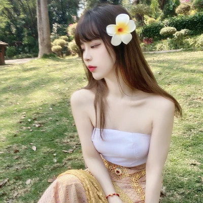 微信优雅知性女生头像
