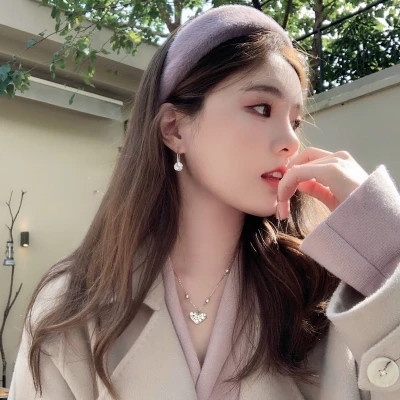微信优雅知性女生头像