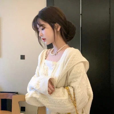 微信优雅知性女生头像
