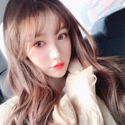 知性女性好看的头像图片