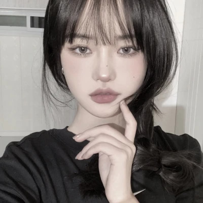 知性女性好看的头像图片