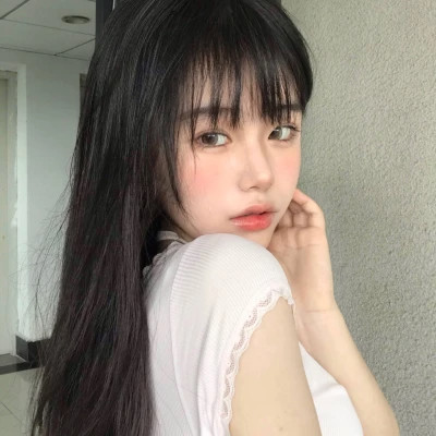 女性很知性的头像图片