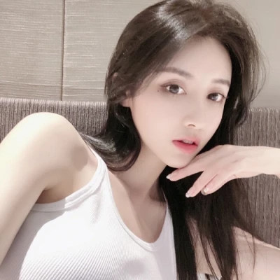 女性知性吸引人的图片头像