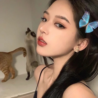 女性知性吸引人的图片头像