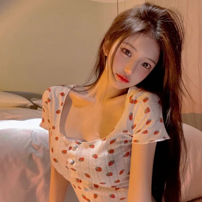 女性知性吸引人的图片头像