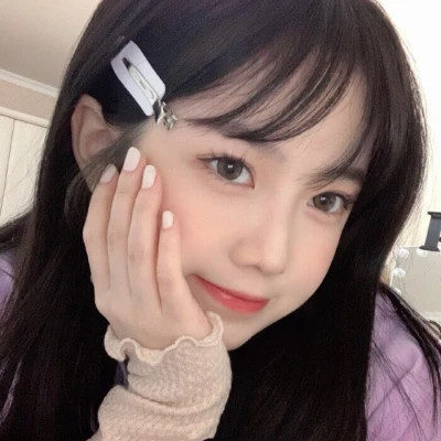女性知性吸引人的图片头像