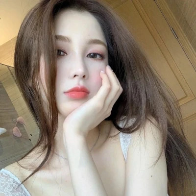 女性知性吸引人的图片头像