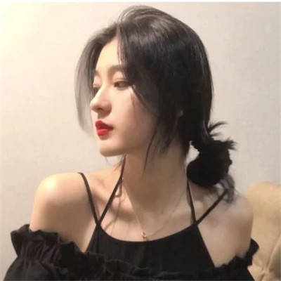 女性知性吸引人的图片头像
