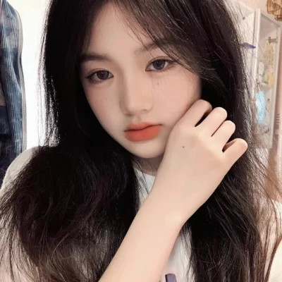 女性知性吸引人的图片头像