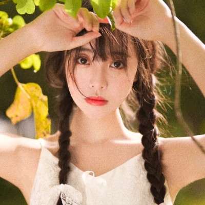 唯美森系复古文艺女生头像
