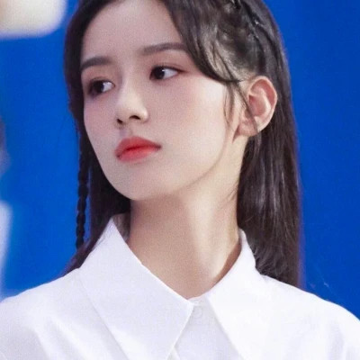 唯美森系复古文艺女生头像