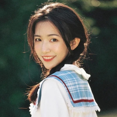 唯美森系复古文艺女生头像