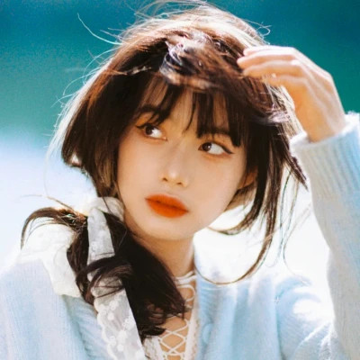 唯美森系复古文艺女生头像